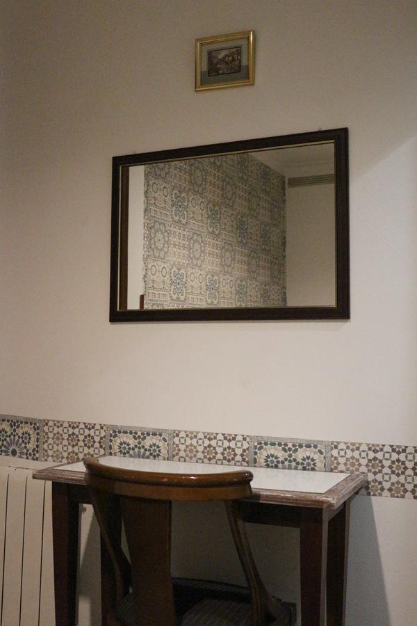 Pension San Isidro Madrid Buitenkant foto
