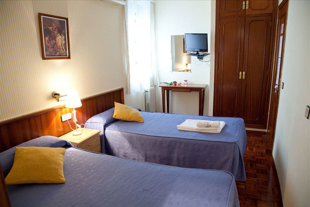 Pension San Isidro Madrid Buitenkant foto